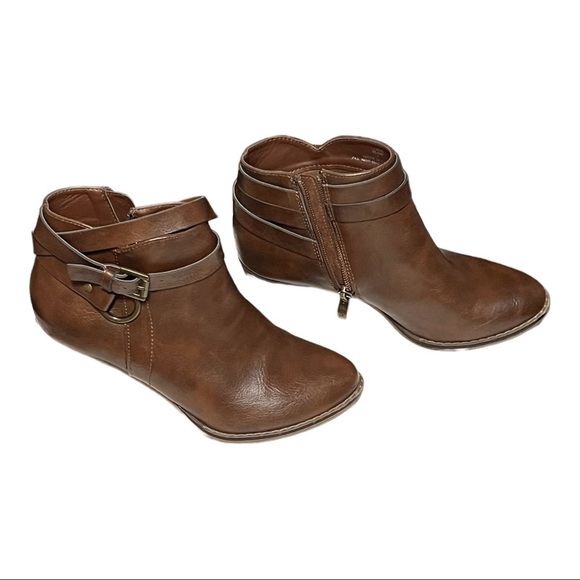 Michael by Michael Shannon Blair Boot Cognac Faux Leather Block Heel Moto Style - Picture 3 of 15